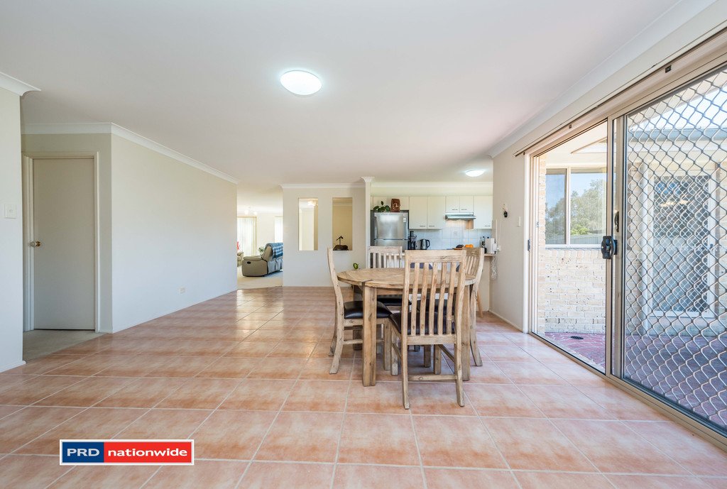 19 Mariner Crescent SALAMANDER BAY 8