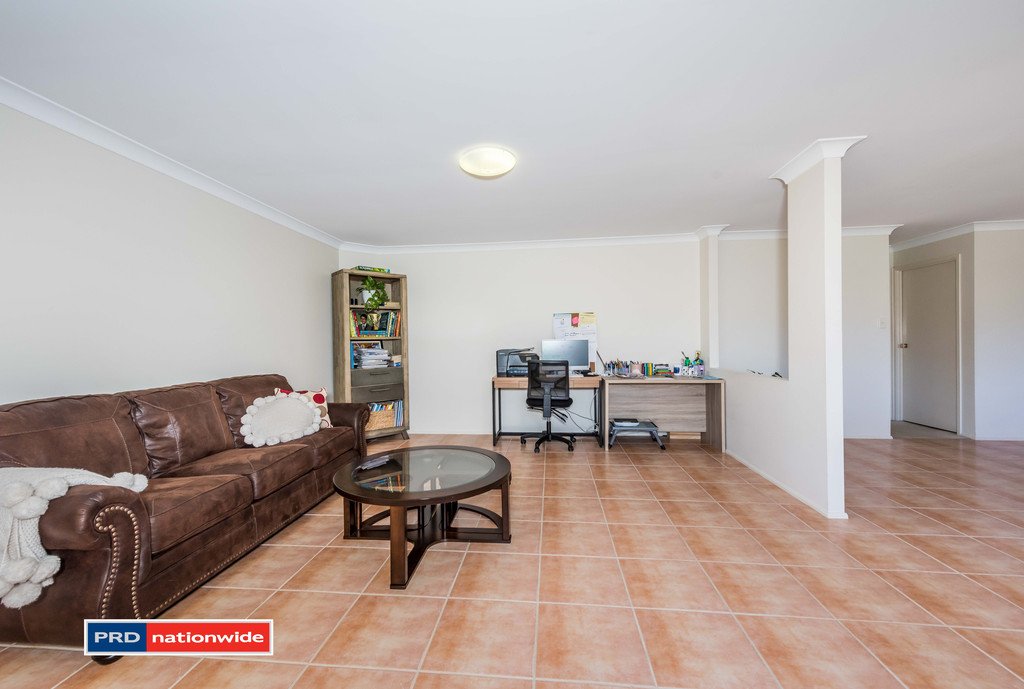 19 Mariner Crescent SALAMANDER BAY 9