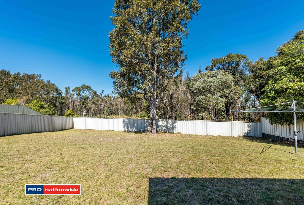 19 Mariner Crescent SALAMANDER BAY 11