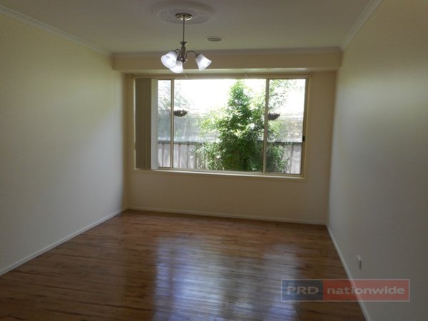 19 Martin Place TUMUT 9