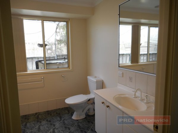 19 Martin Place TUMUT 13