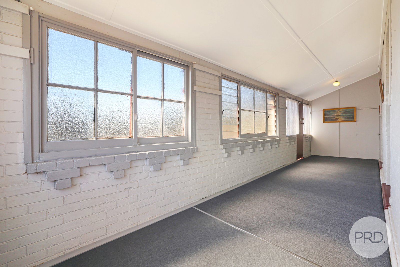 19 Mathews Street TAMWORTH 8