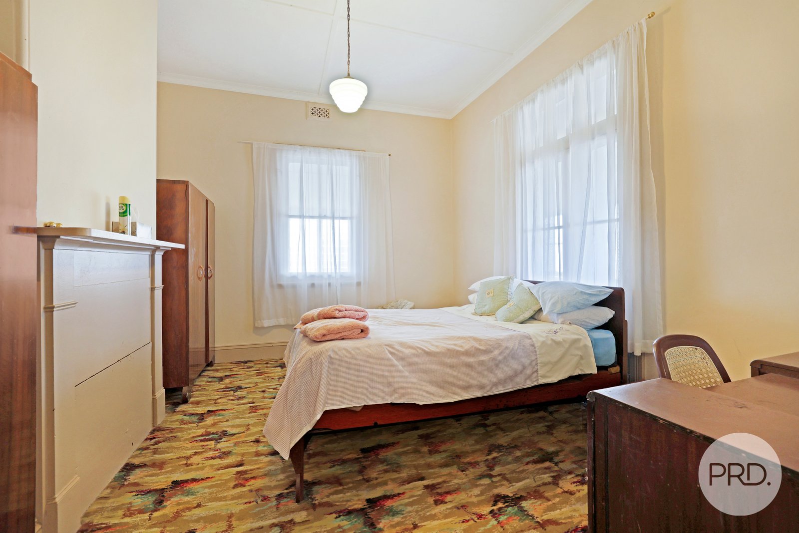 19 Mathews Street TAMWORTH 9