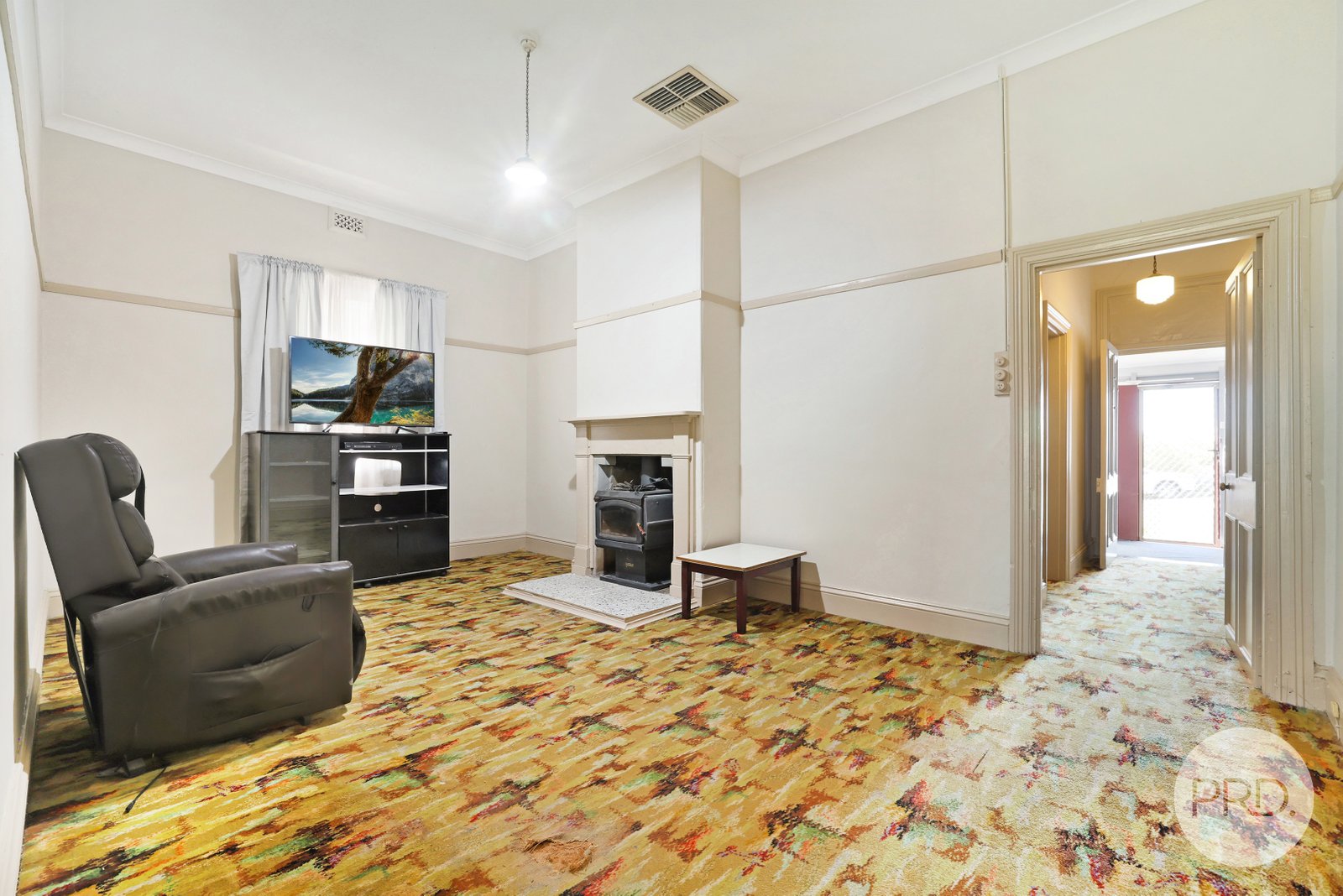 19 Mathews Street TAMWORTH 13