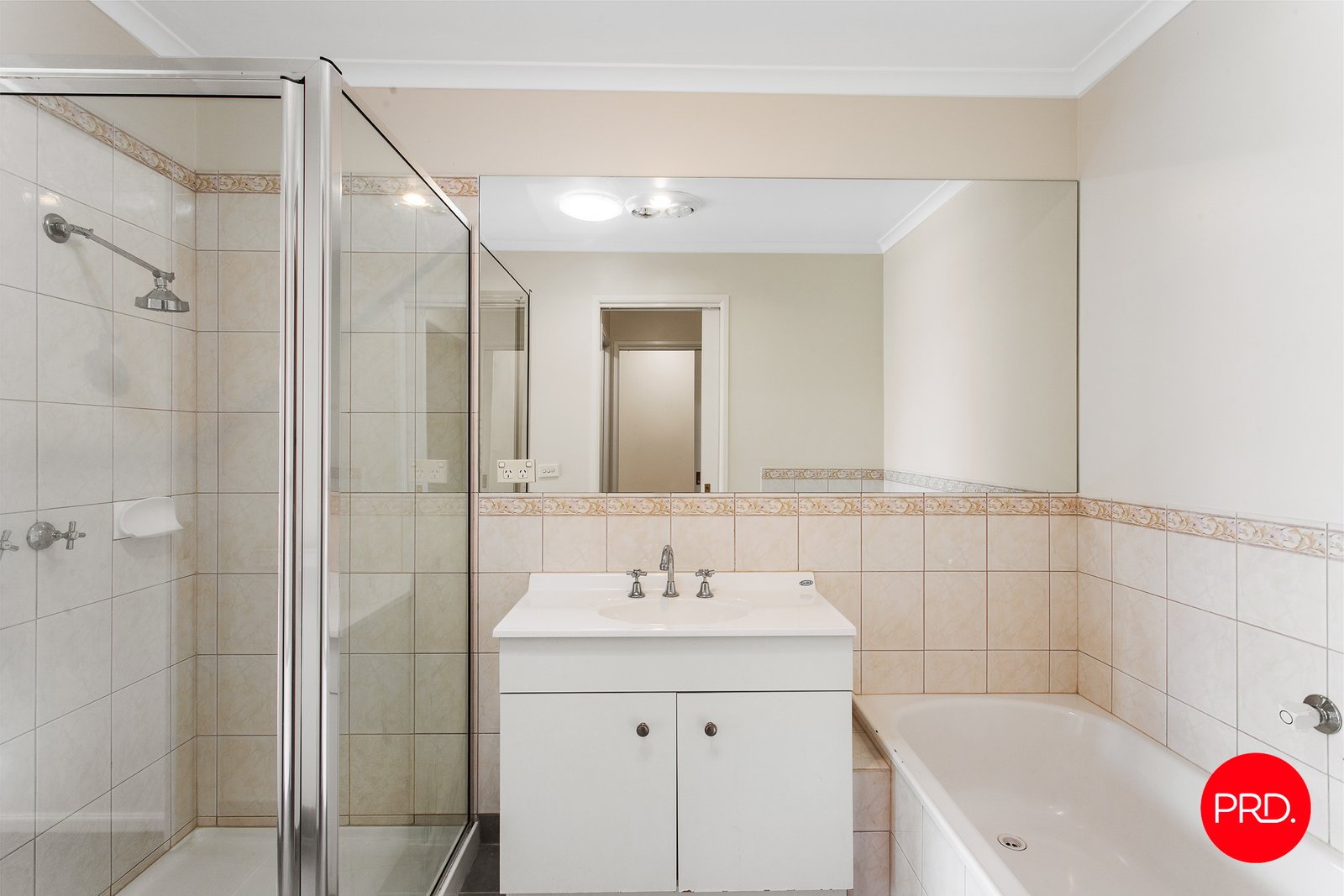 19 May Street KANGAROO FLAT 11