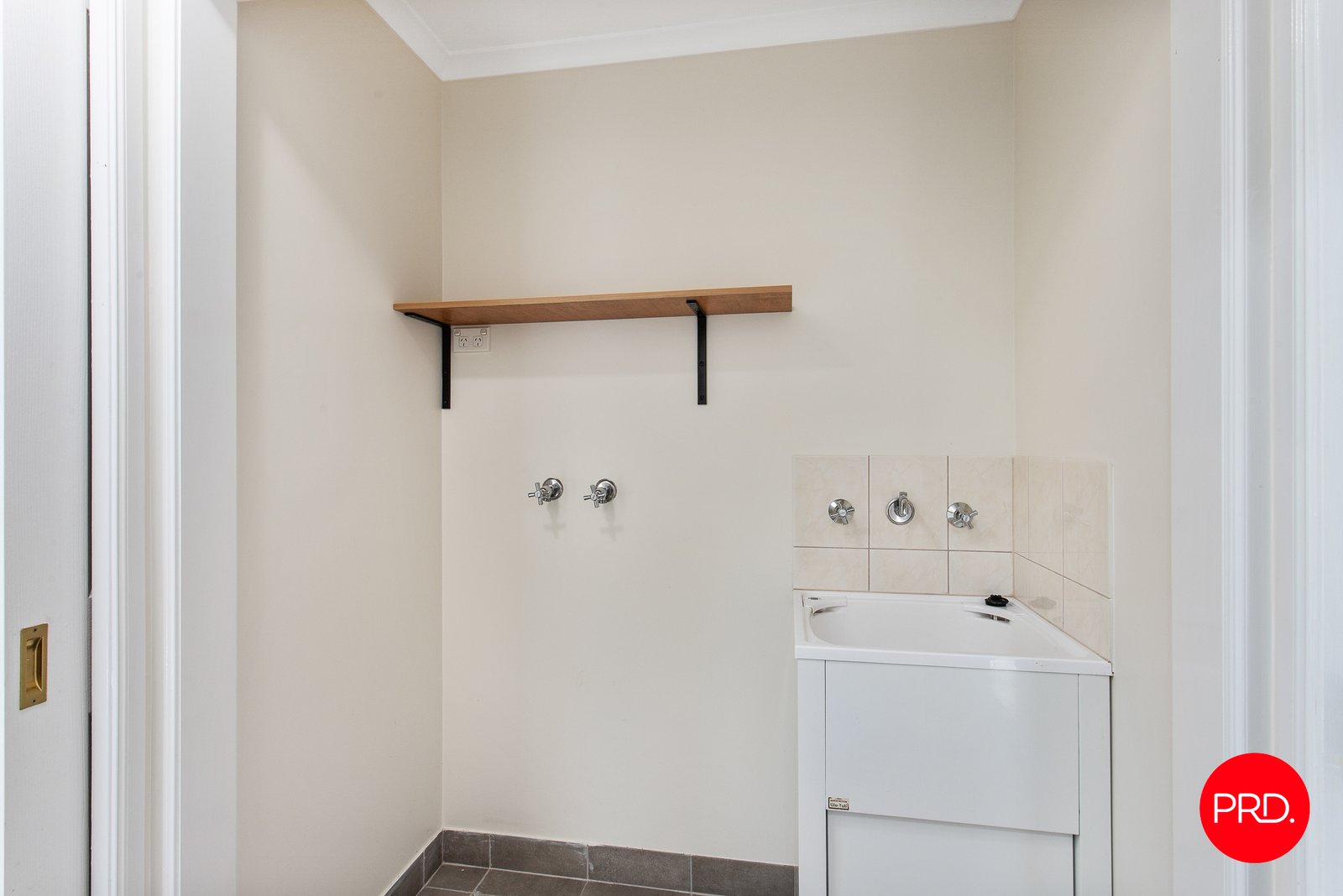 19 May Street KANGAROO FLAT 12