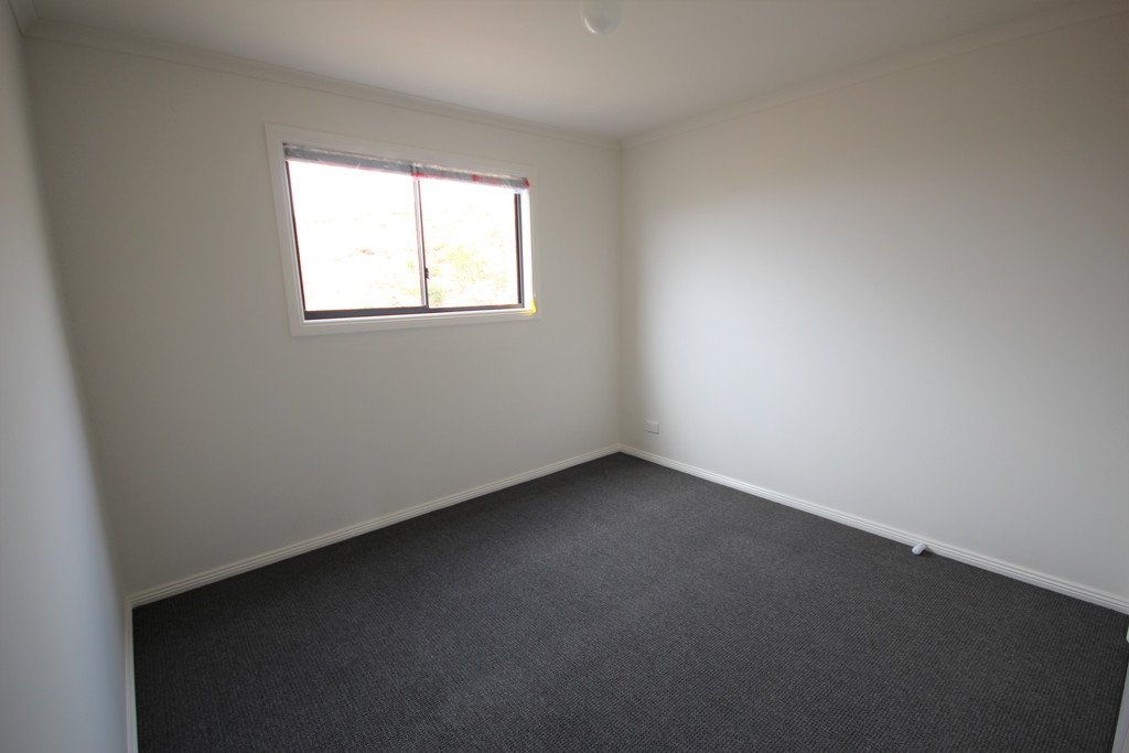 19 McGill Rise CLAREMONT 6