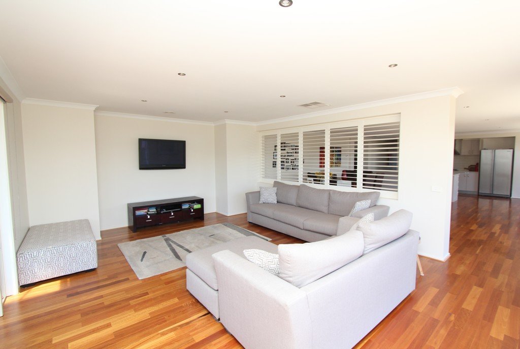 19 Middlin Street BROWN HILL 5