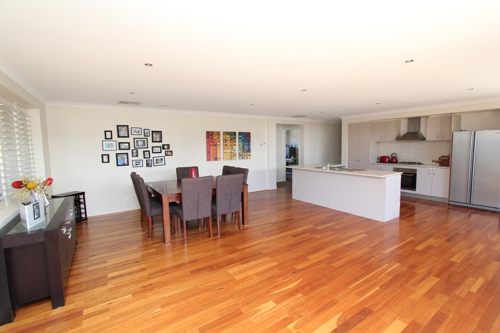 19 Middlin Street BROWN HILL 6