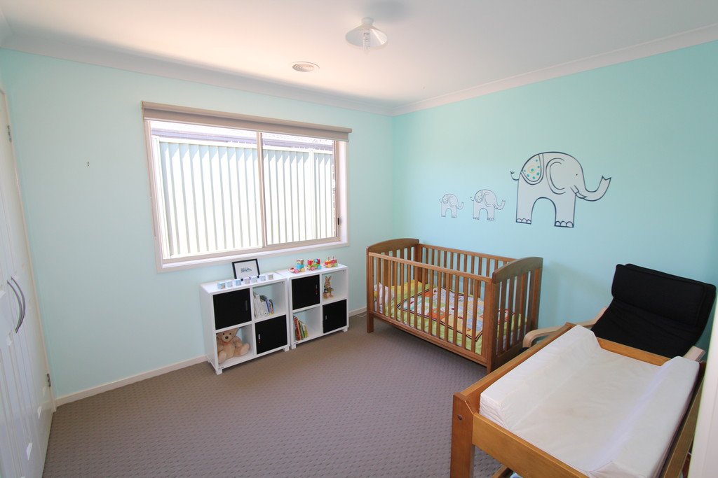 19 Middlin Street BROWN HILL 10