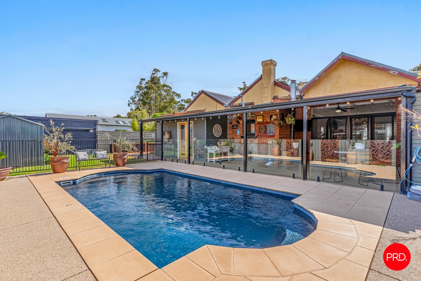 19 Moore Street ROCHESTER 23