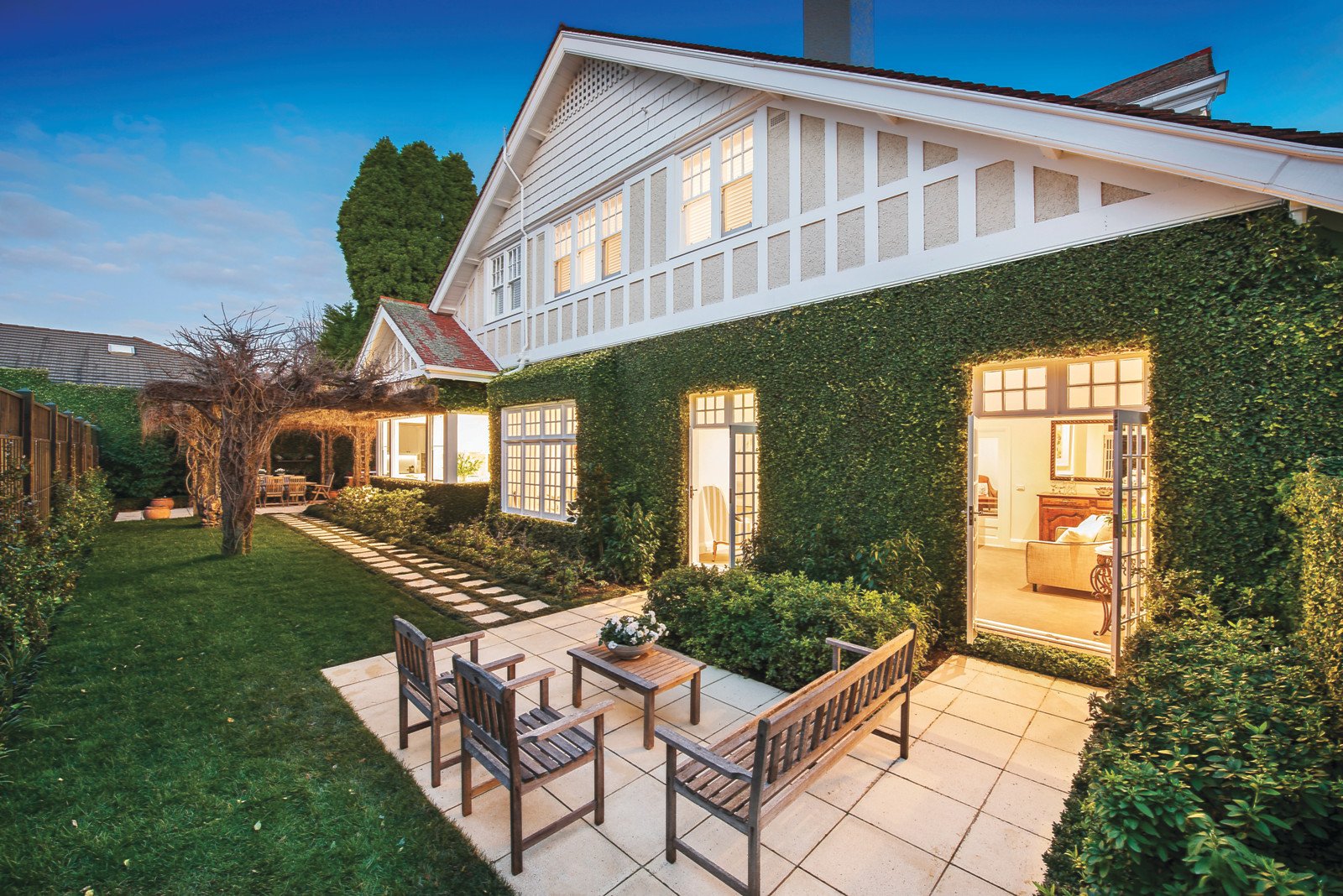 19 Moorhouse Street, Armadale, VIC