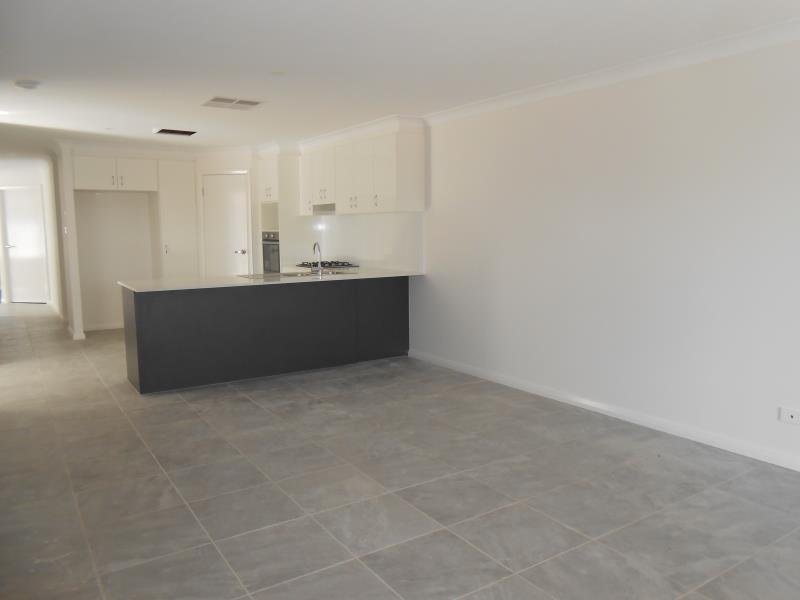 19 Mulconda Close TAMWORTH 6