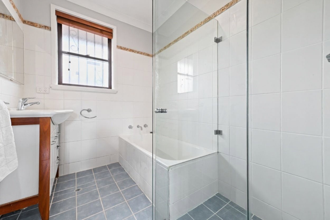 1/9 Mutual Road MORTDALE 4