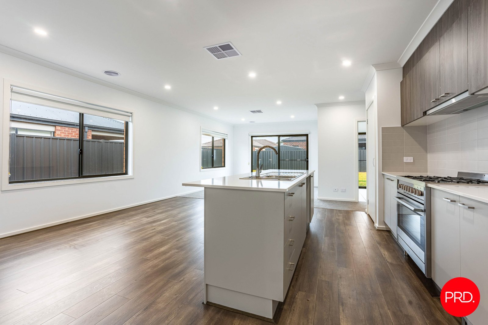 19 Namatjira Boulevard HUNTLY 11