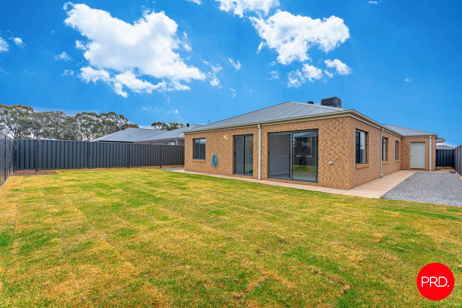 19 Namatjira Bvd  HUNTLY 13