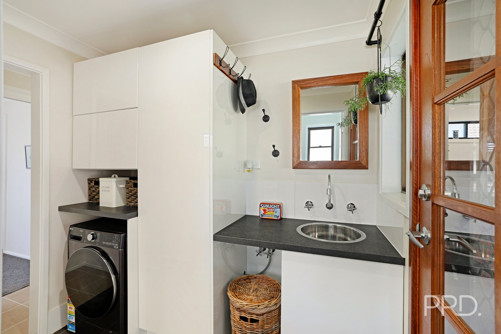 19 Nowland Crescent TAMWORTH 16