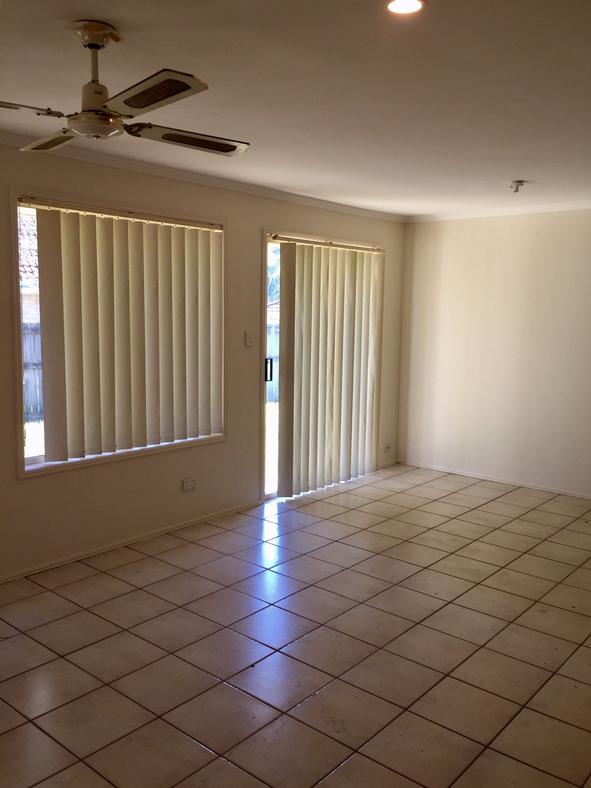 19 Oakdale Drive NERANG 12
