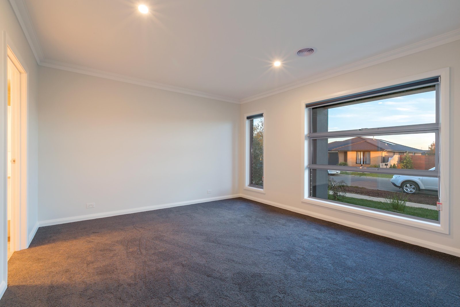 Gallery: 19 Oberon Street