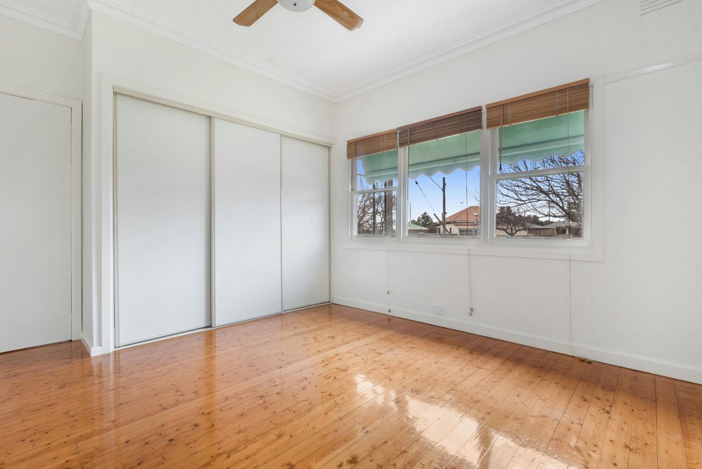 19 Olympic Parade KANGAROO FLAT 5