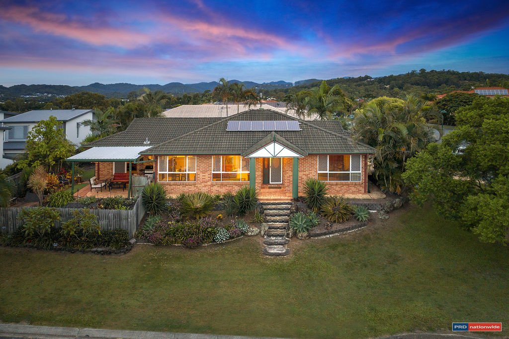 19 Outrigger Drive ROBINA 18