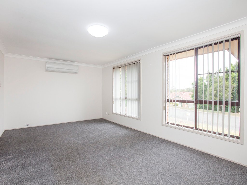 19 Pacific Crescent ASHTONFIELD 13