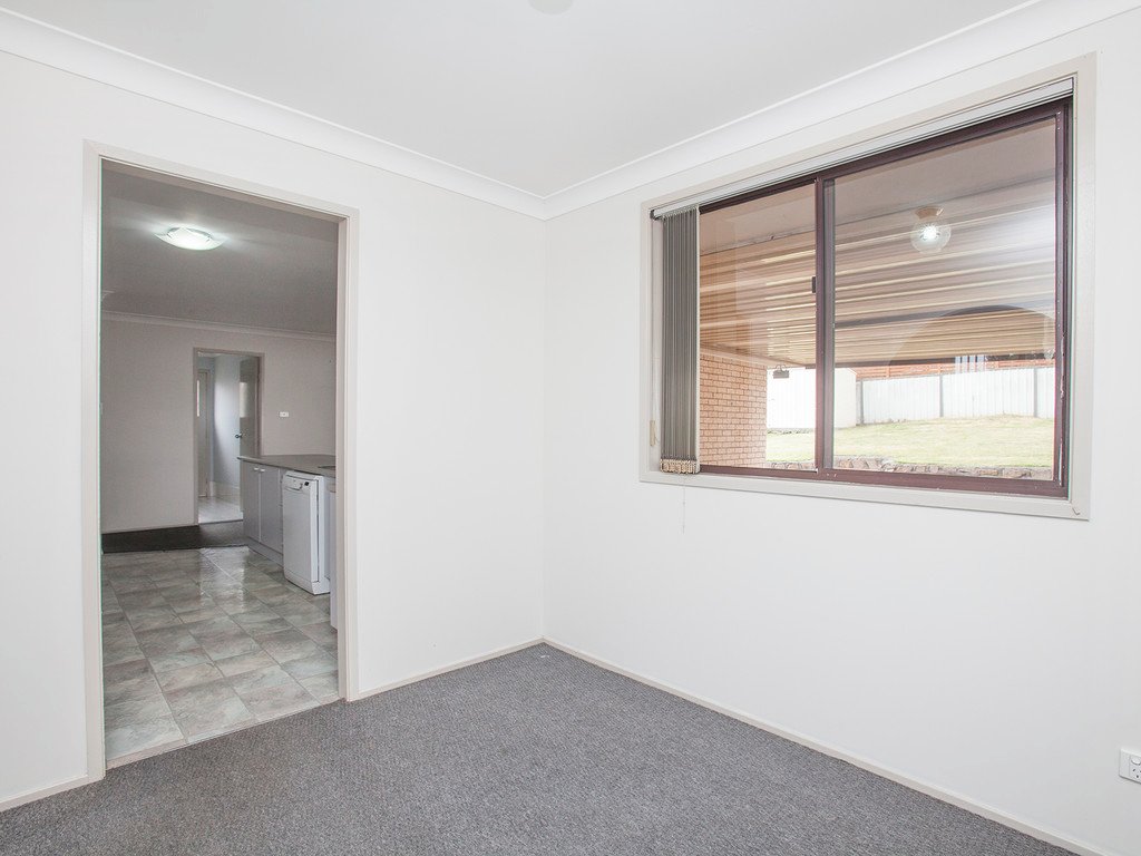 19 Pacific Crescent ASHTONFIELD 14
