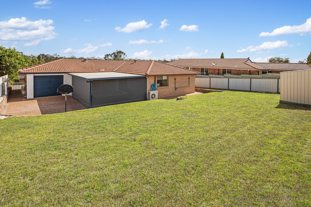 19 Pacific Crescent ASHTONFIELD 16