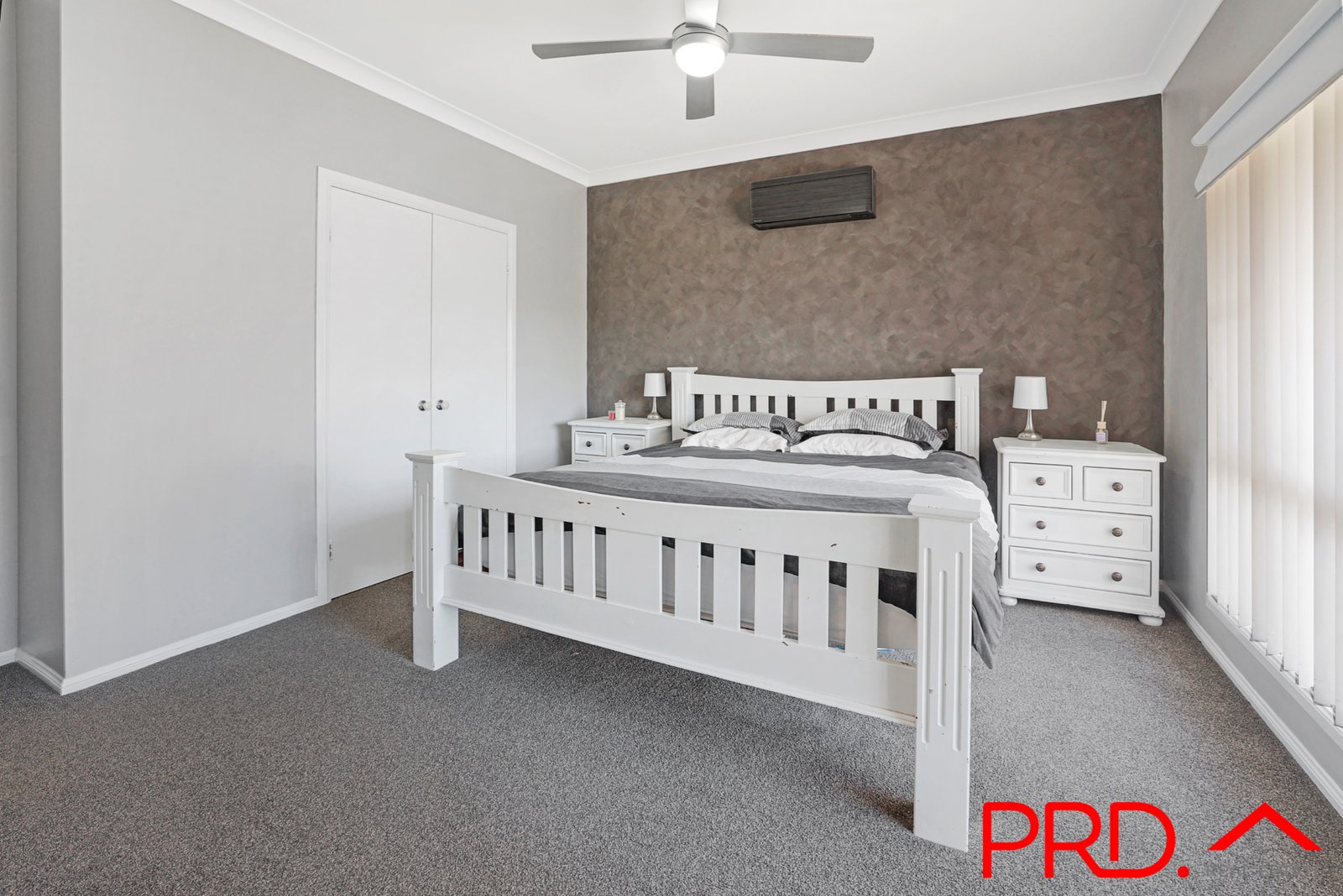 19 Palmer Drive TAMWORTH 5