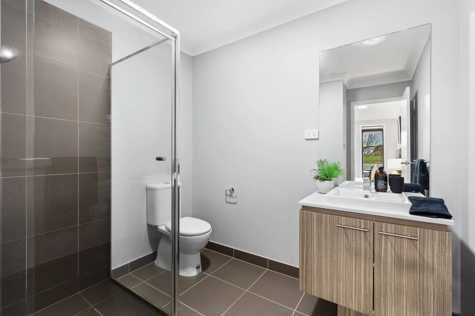 Real Estate and Property in 19 Parkside Avenue, Romsey, VIC