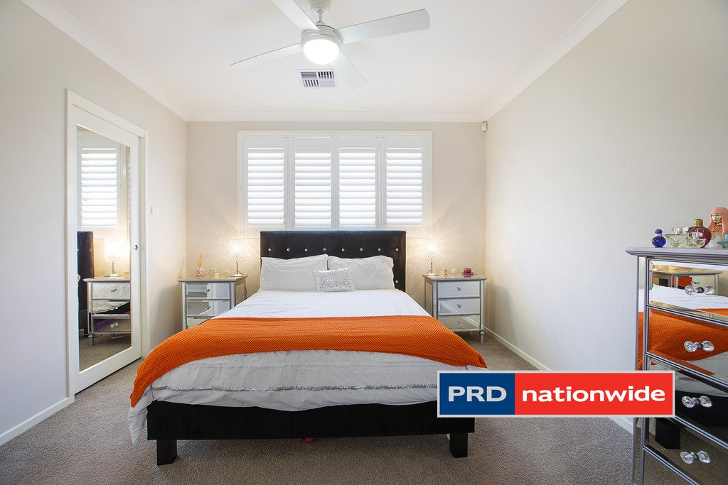 19 Patanga Crescent JORDAN SPRINGS 8