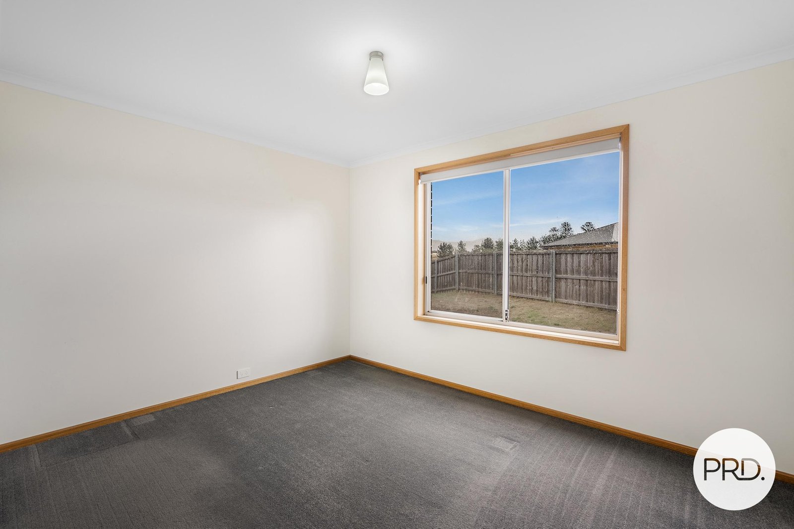 19 Peronne Court BRIGHTON 7