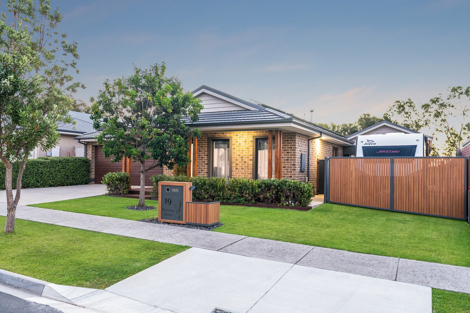 Gallery: 19 Pierview Drive
