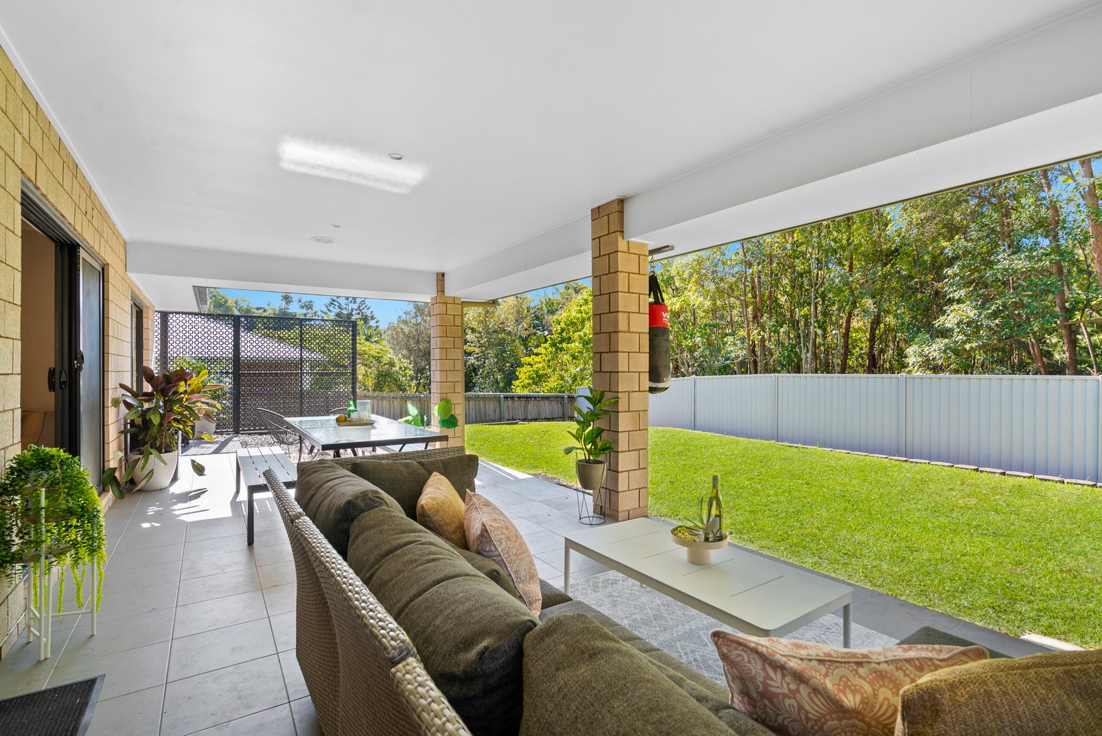 19 Piggabeen Road TWEED HEADS WEST 17