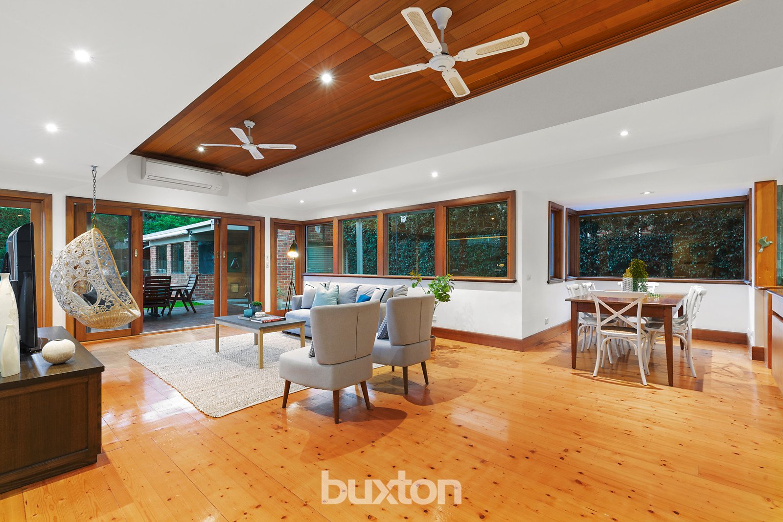 Gallery: 19 Queen Street