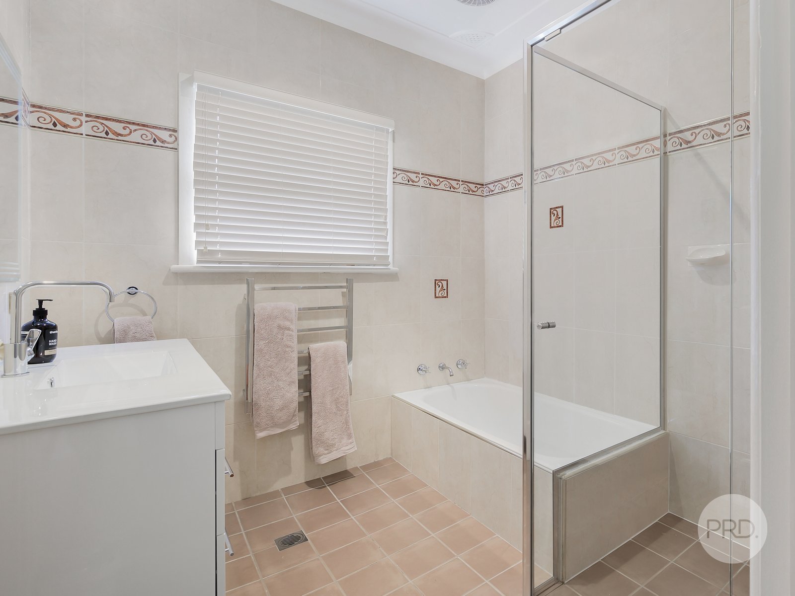 19 Reddan Avenue PENRITH 13