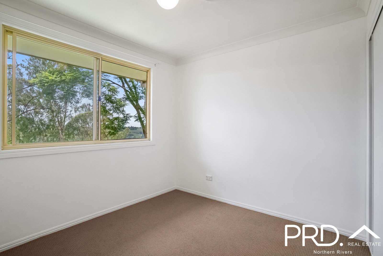19 Redwood Grove GOONELLABAH 10