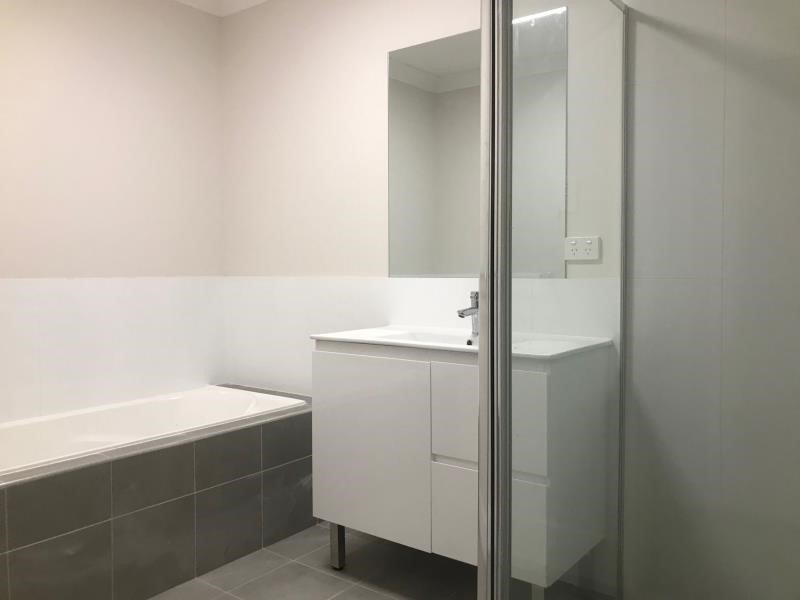 1/9 Reginald Drive TAMWORTH 2