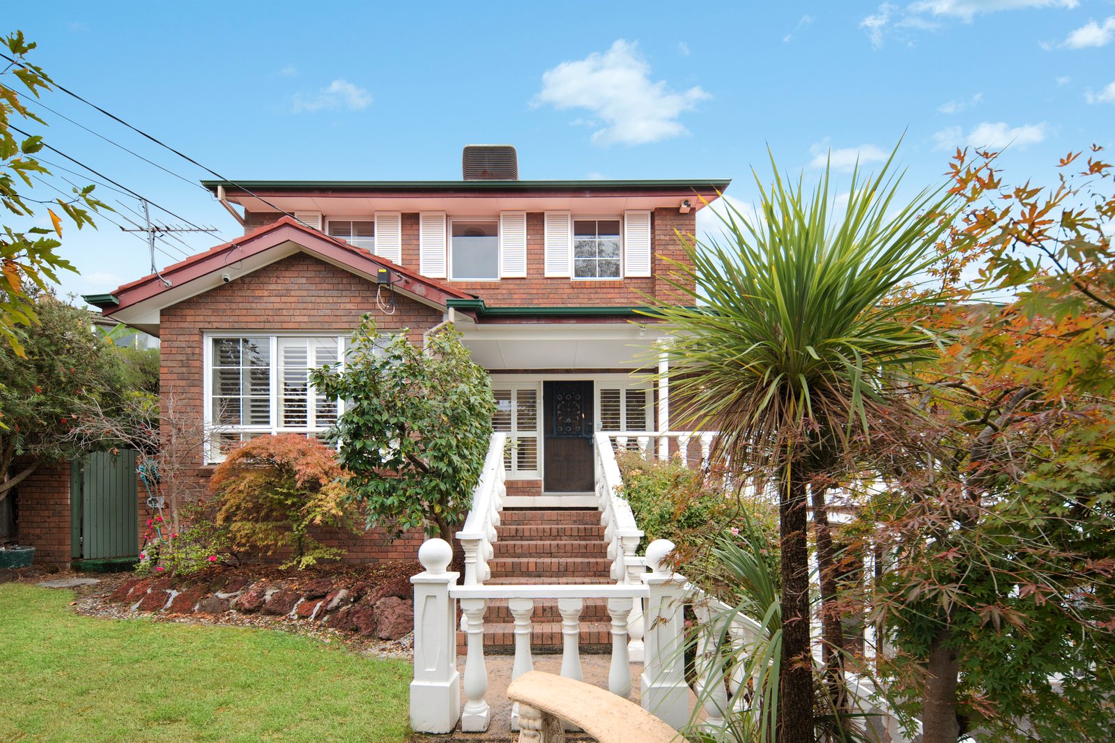 Gallery: 19 Rhodes Drive