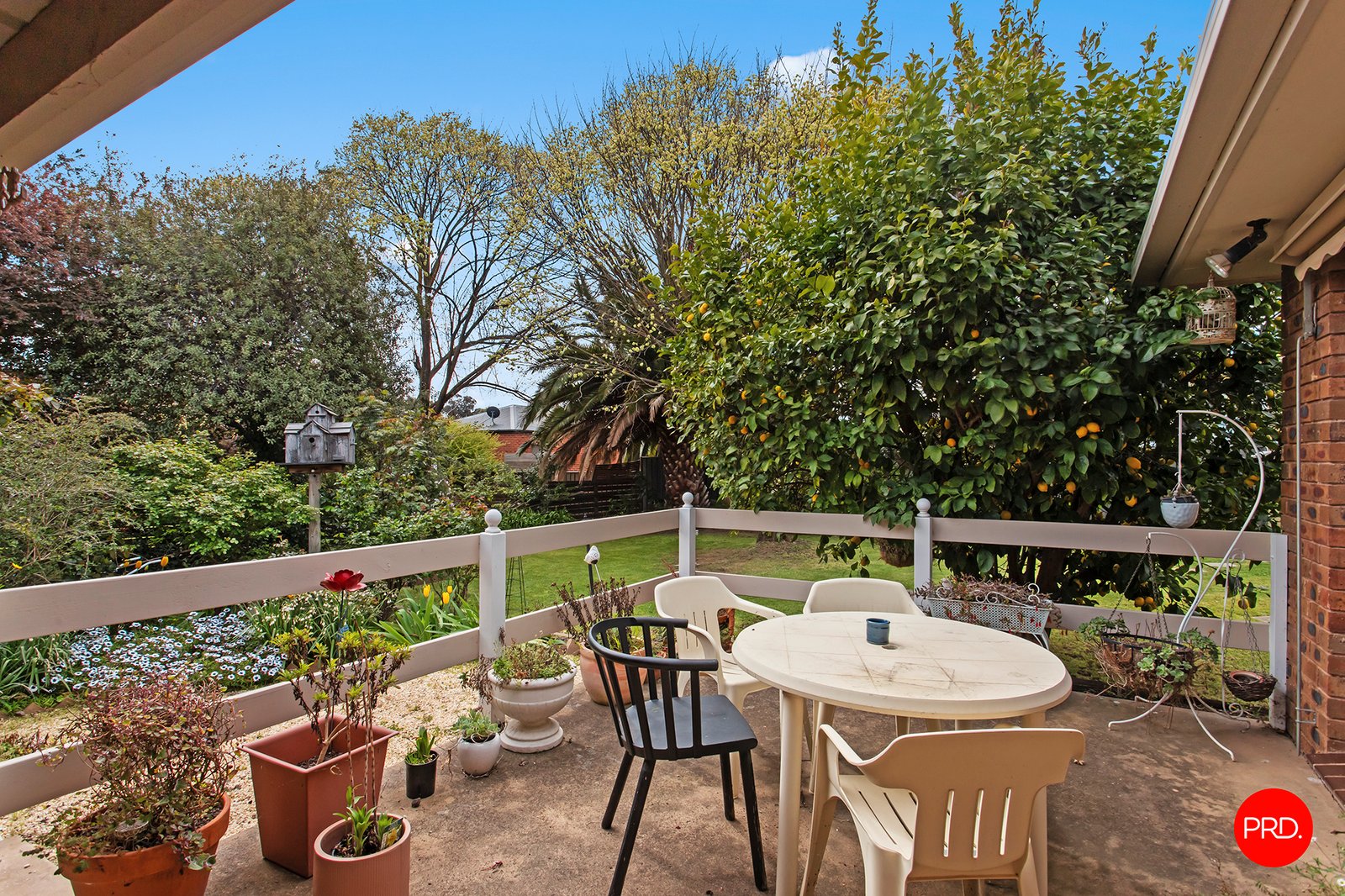 19 Ridgeway Crescent KENNINGTON 15