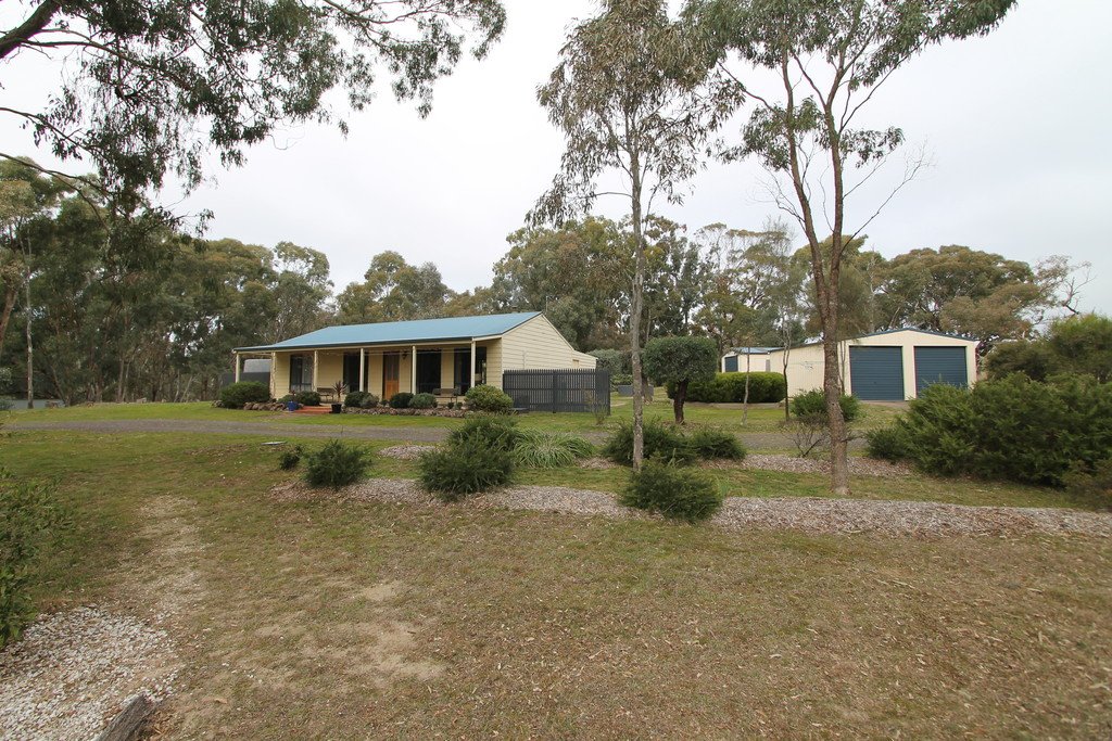 19 Rifle Range Road LEXTON 1