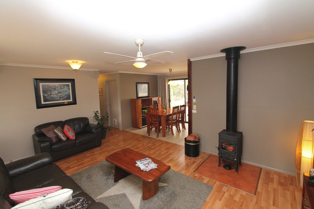 19 Rifle Range Road LEXTON 5