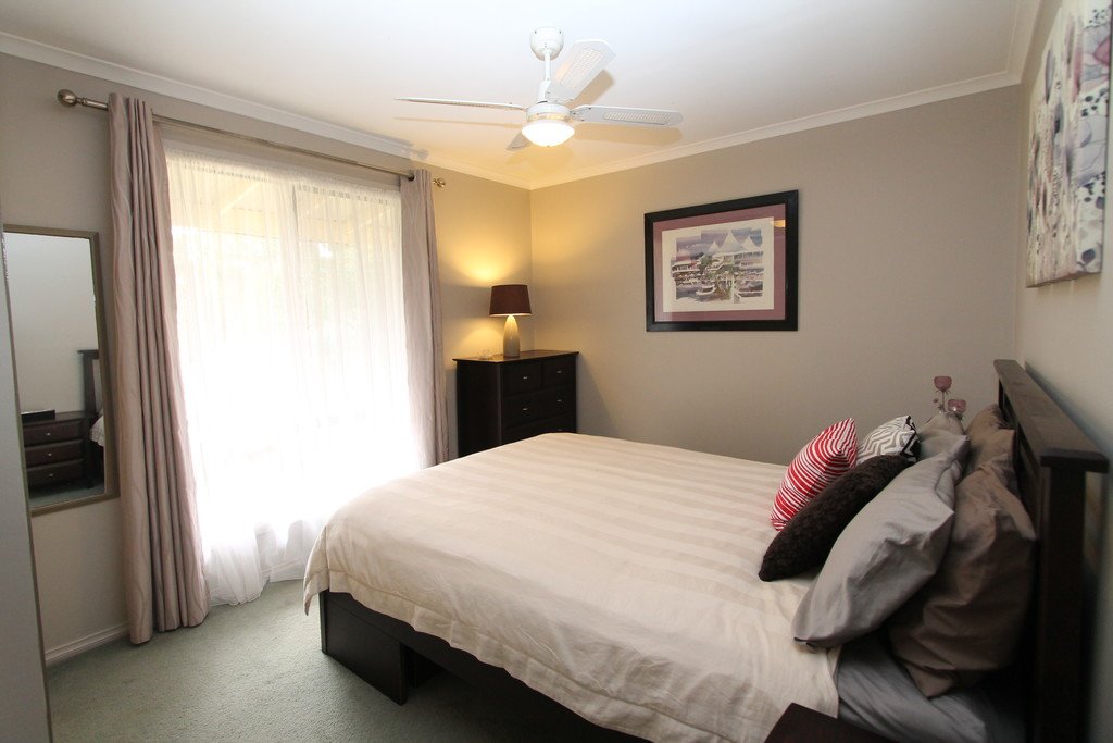 19 Rifle Range Road LEXTON 8