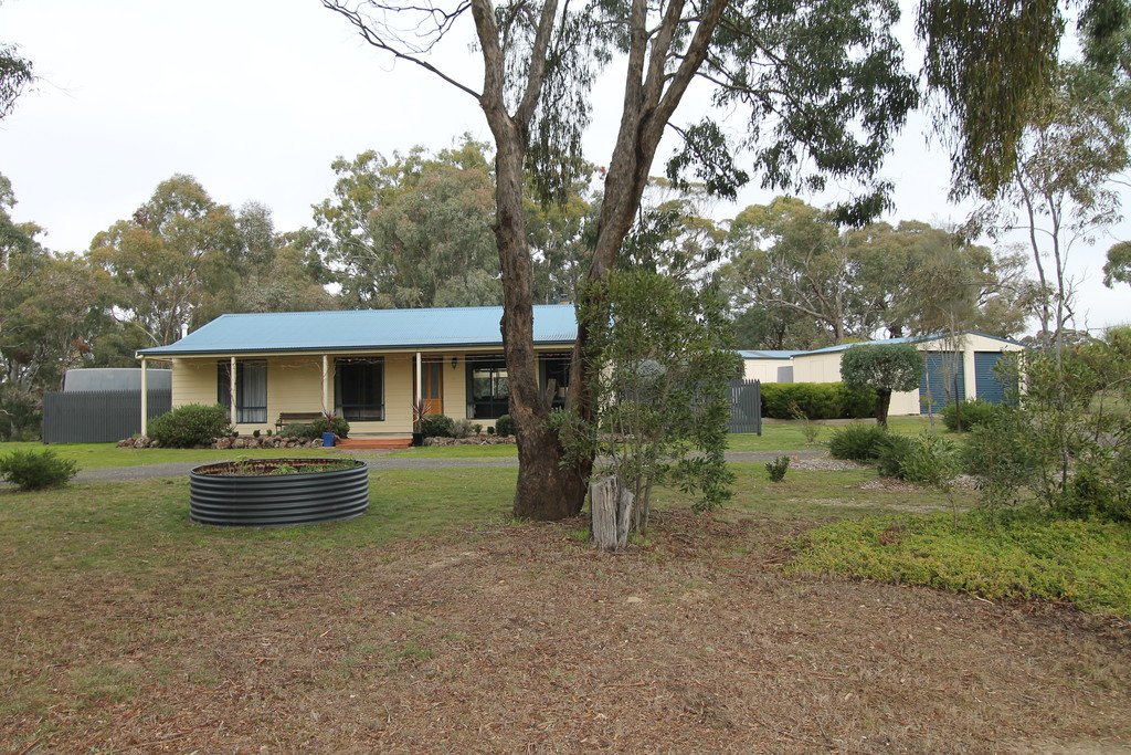 19 Rifle Range Road LEXTON 15