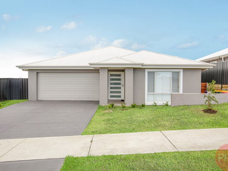 19 Riverside Street BOLWARRA 15