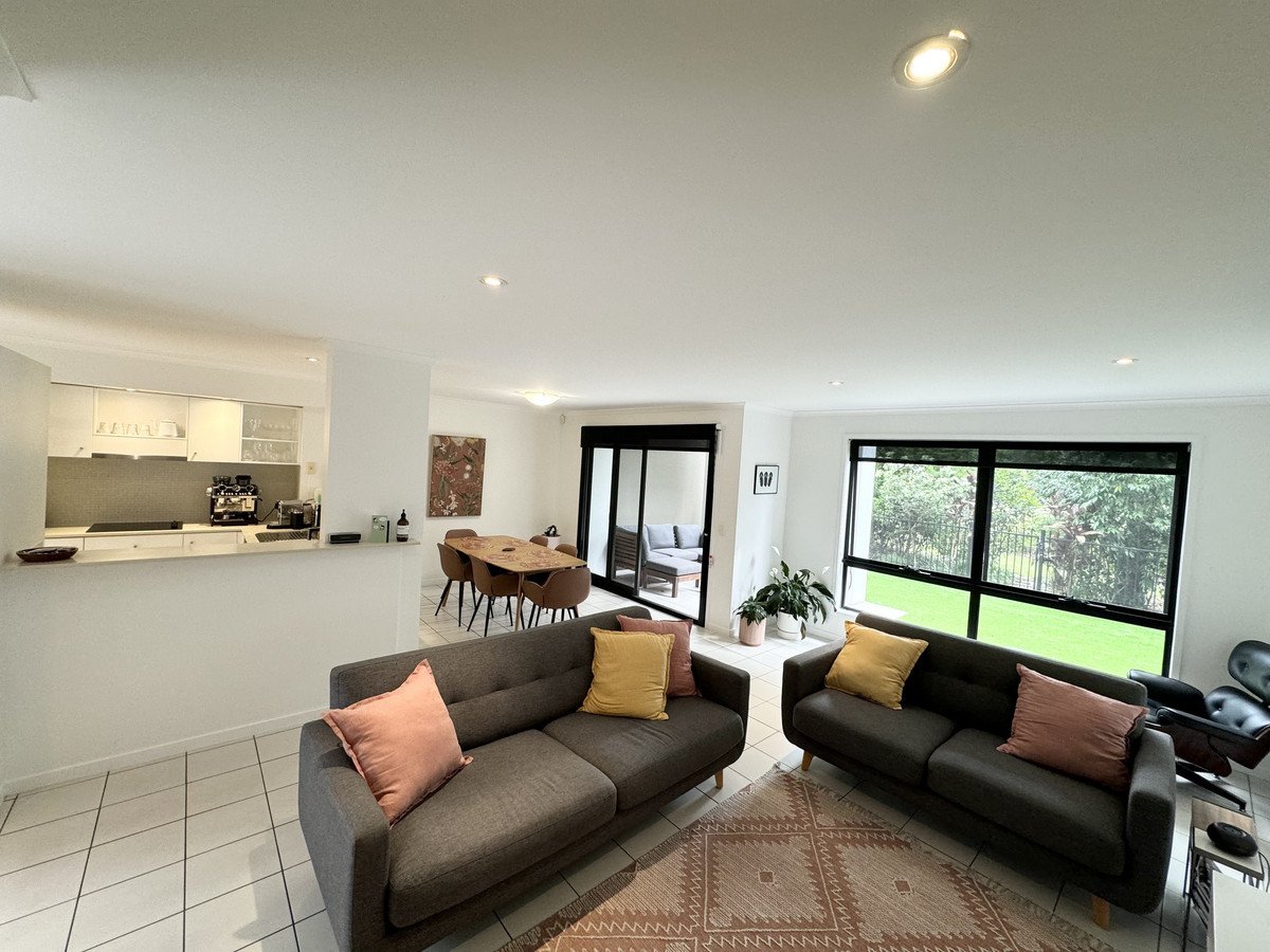 19 Riverwalk Avenue Robina 5