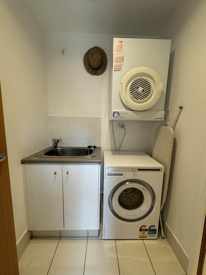 19 Riverwalk Avenue Robina 29