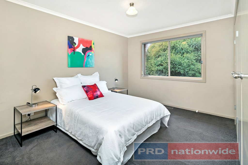 19 Rodney Avenue CANADIAN 6