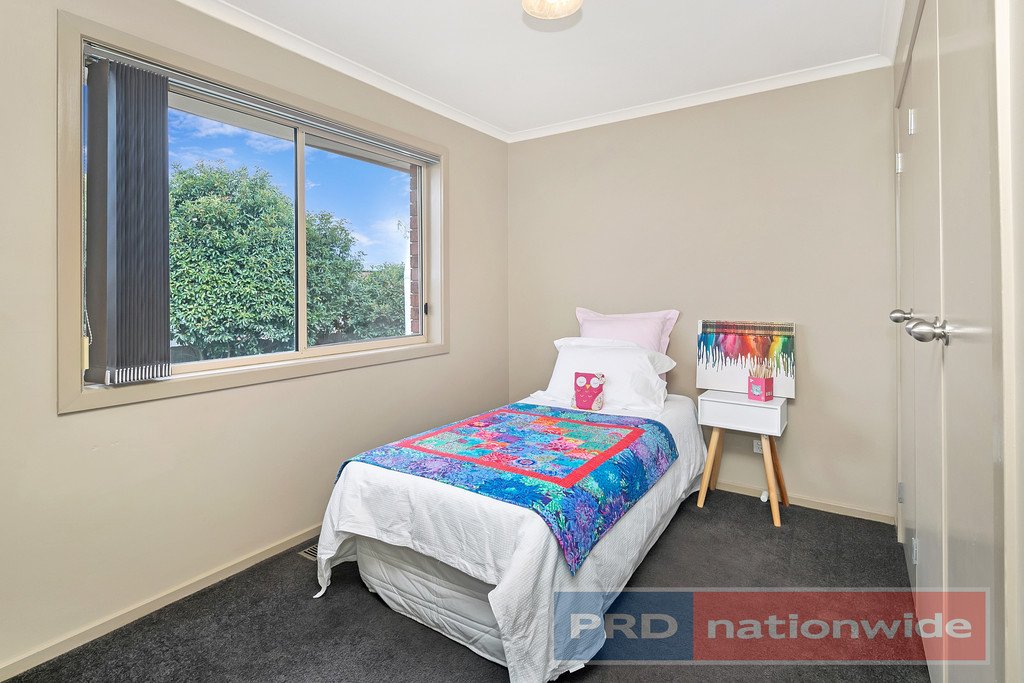 19 Rodney Avenue CANADIAN 7