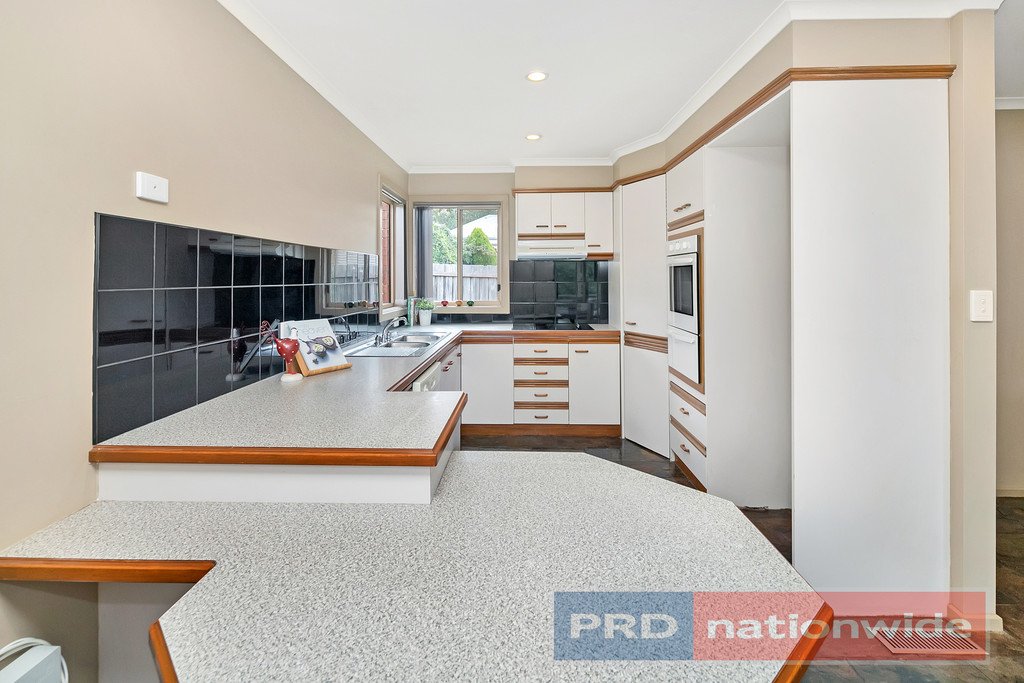 19 Rodney Avenue CANADIAN 9